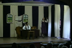 lonak_velt_menyasszony.avi_snapshot_06.25_2013.01.04_18.48.30